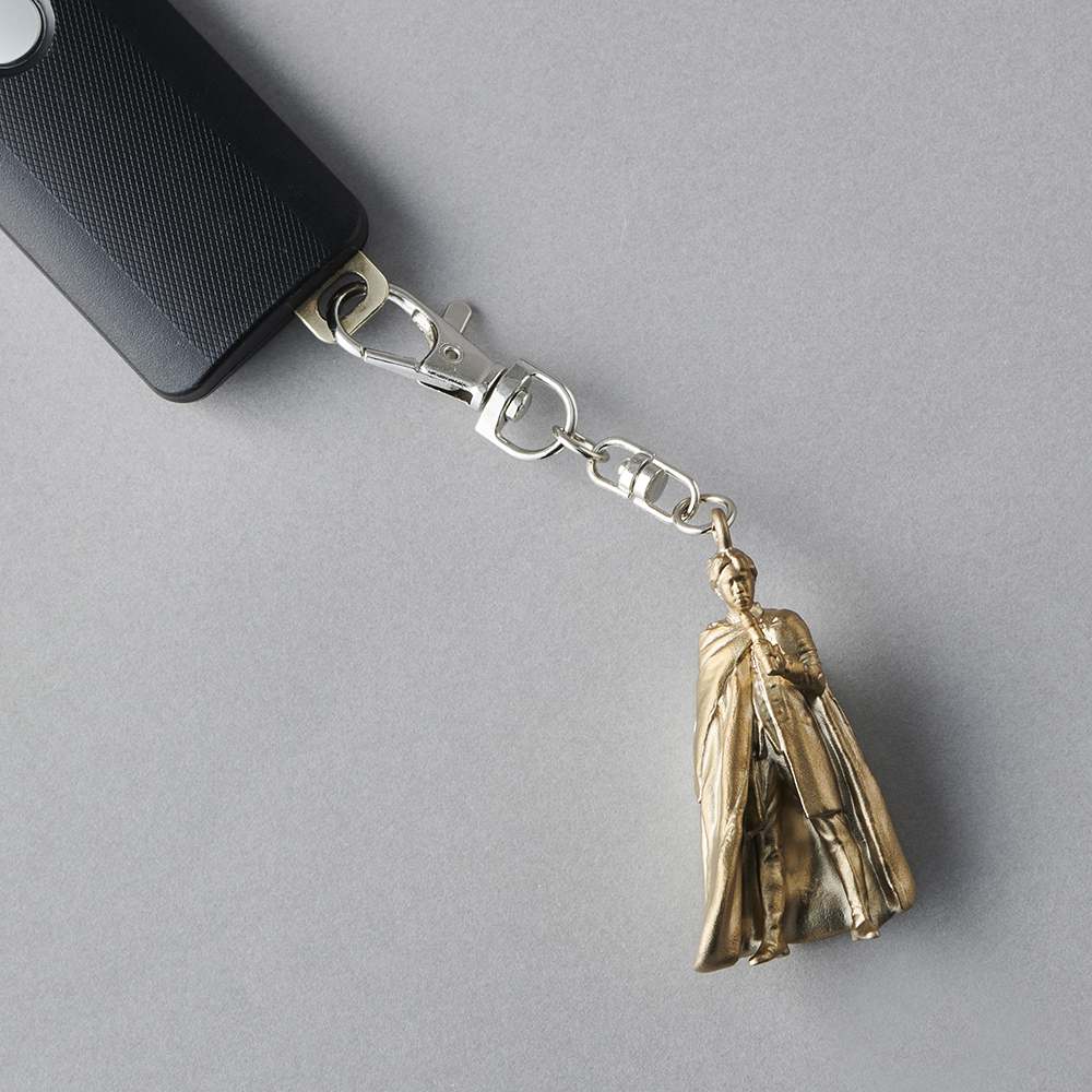 08_gold_key_3back_b.jpg 08_gold_key_3back_b.jpg